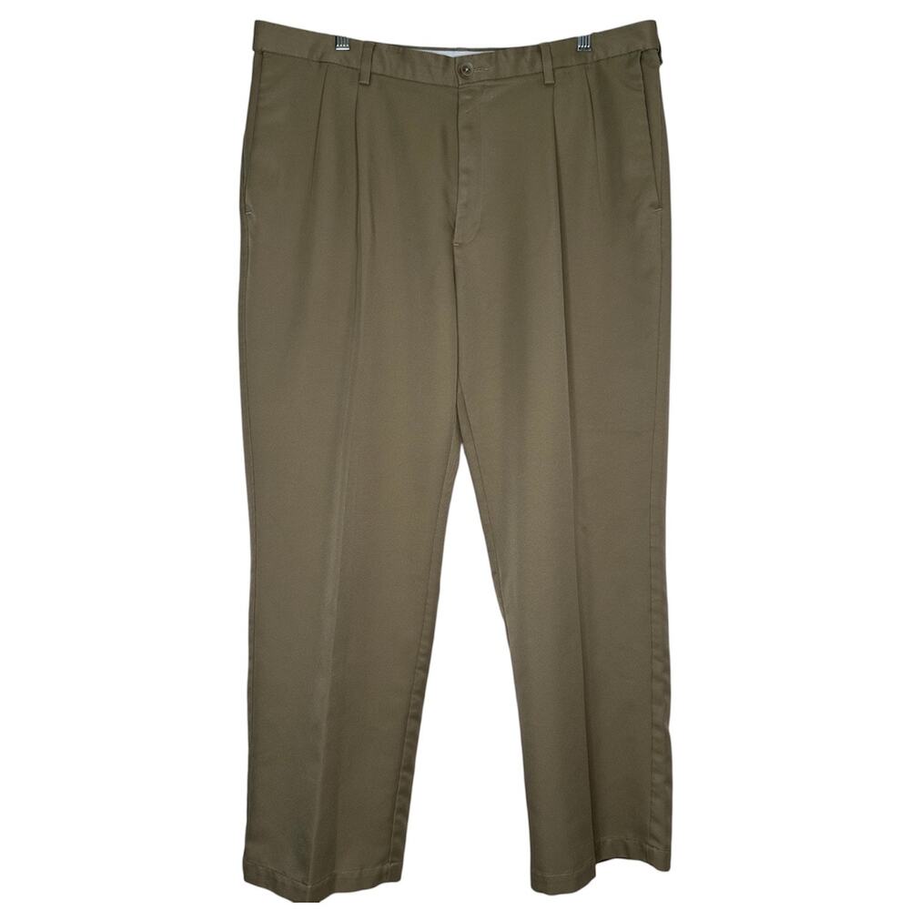 Haggar 38x30 Straight Pleated Tan Mens Khaki Pants Dress Slacks Work Trousers